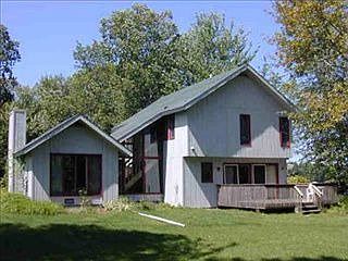 3rd image of 2441 Lorraine Dr