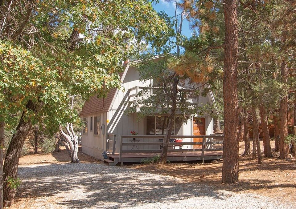1st image of 777 Leonard Ln