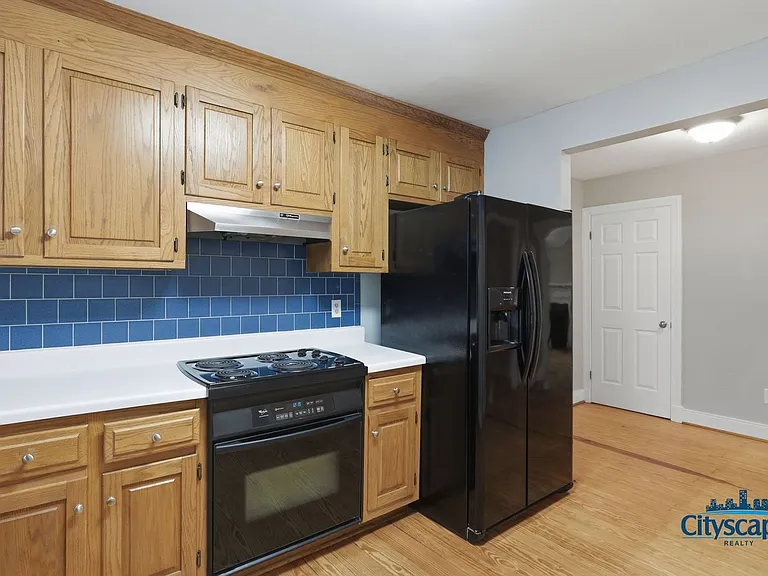 1612 Greenfield Dr — Photo 13