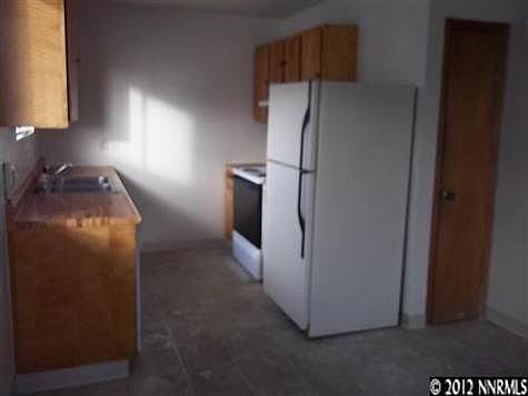 5th image of 1134 E St