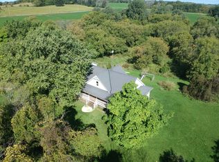 W4464 Risseeuw Rd, Cedar Grove, WI 53013