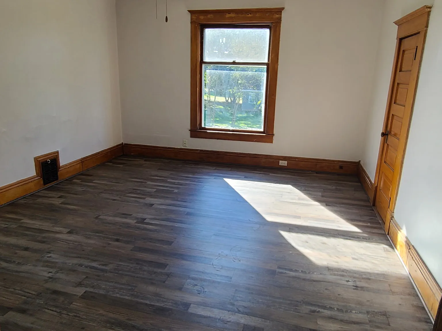 422 W Burr Oak St — Photo 3