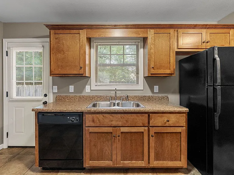 1762 Spring Water Dr #A — Photo 8