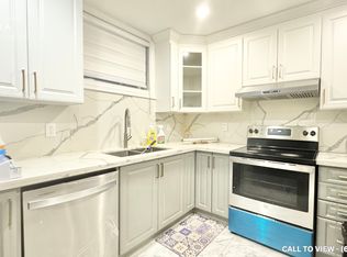 35 Mackinac Cres #2, Toronto, ON M1J1P8