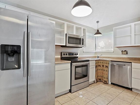 4th image of 6923 Foxport Ln