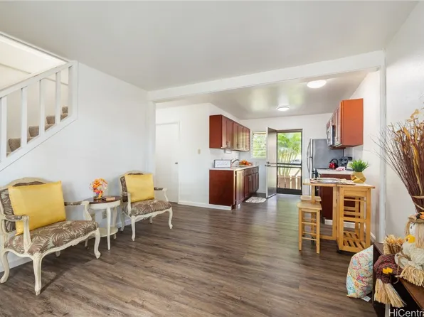 98-926 Noelani St #10, Pearl City, HI 96782