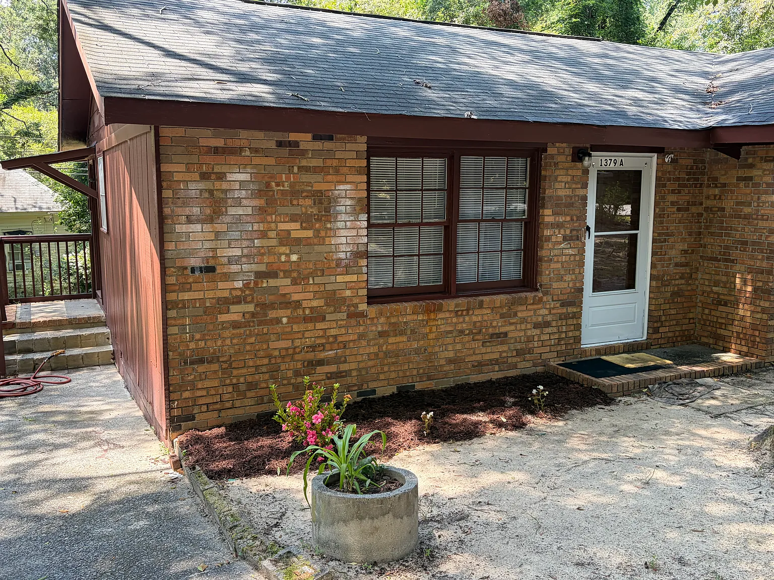 2 bed, 817 sqft, $825 — Photo 1