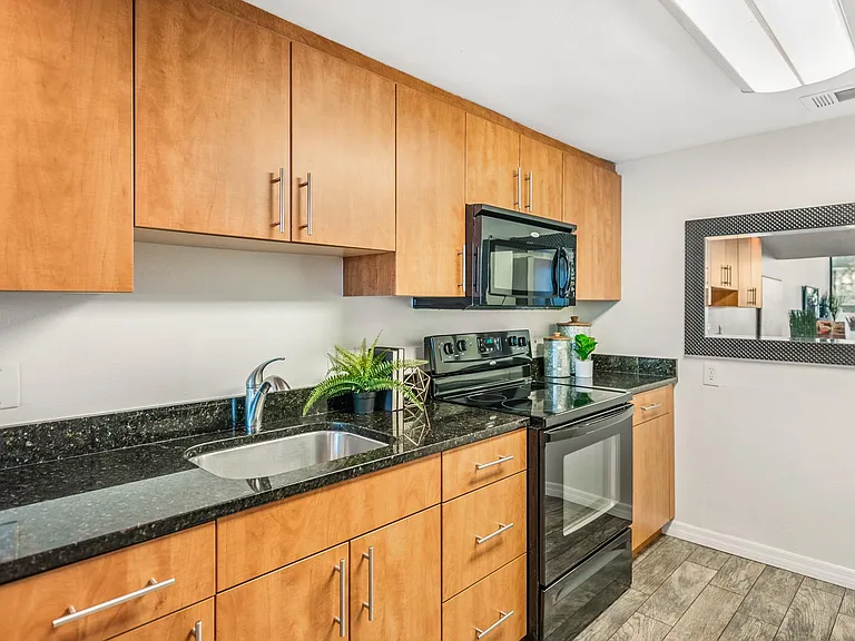 1511 S Bay Villa Pl — Photo 23