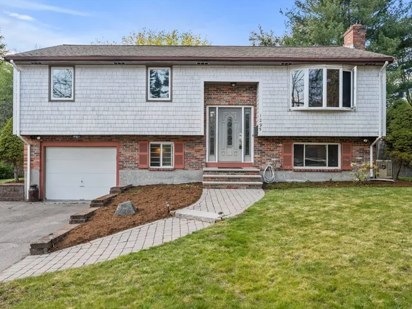 1295 Pleasant St, Brockton, MA 02301