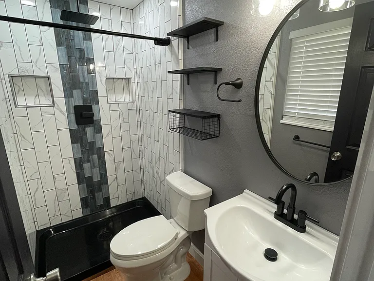 108 Elm St — Photo 15
