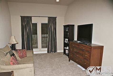 2nd image of 922 Wilderness Trl
