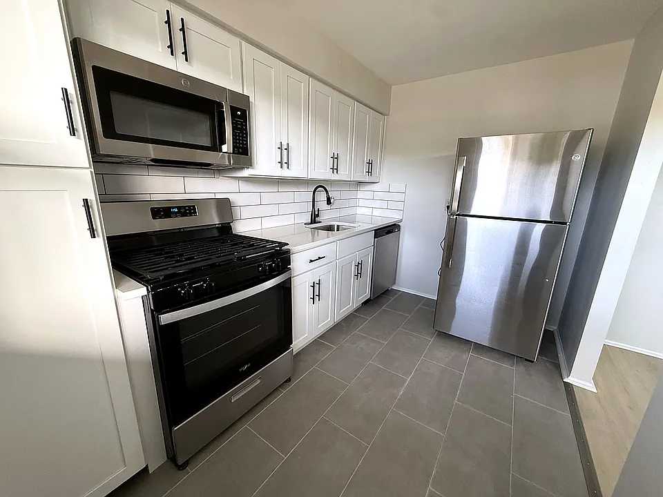 802 Main St #7