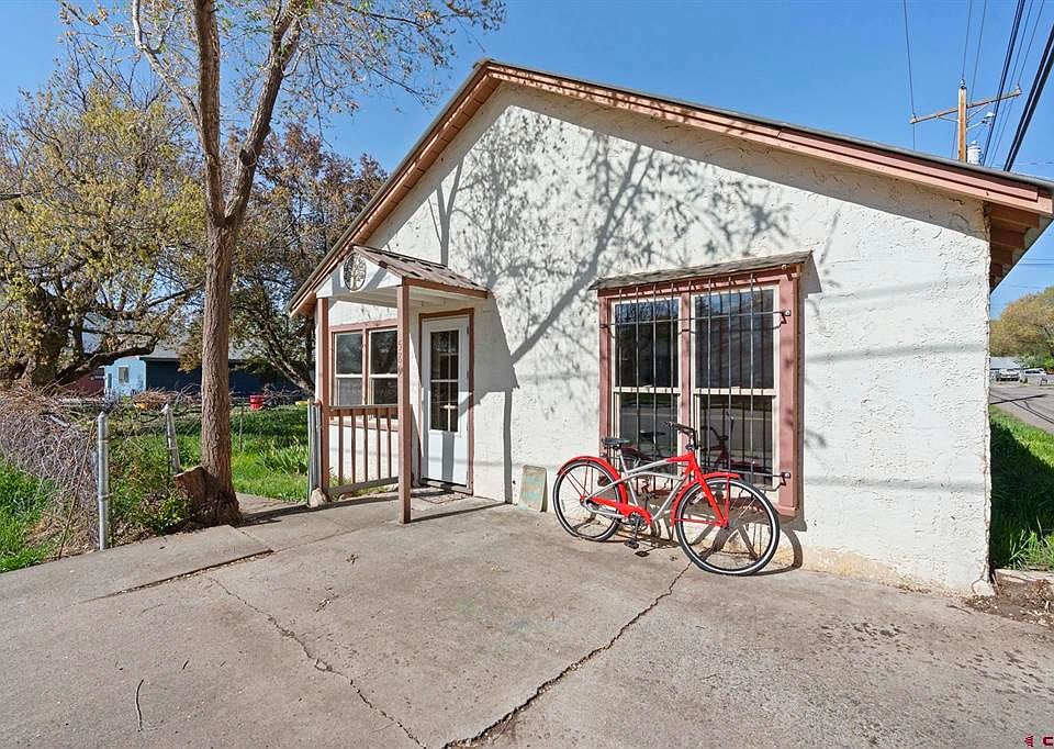 1st image of 589 East Street