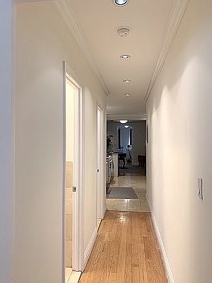 5th image of 240 E 33rd St #4D