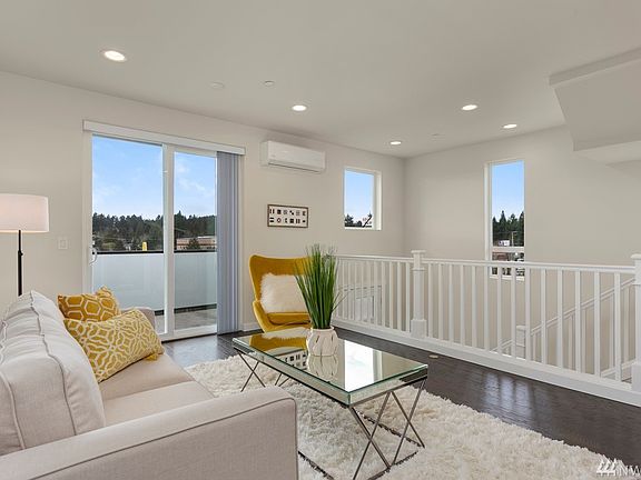 5th image of 14588 35th Ave NE