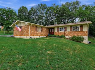 1605 Whitfield Dr, Bedford, VA 24523