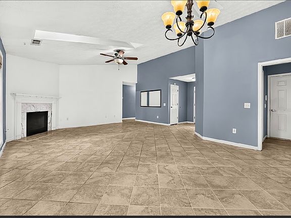 2nd image of 3035 Camelot Woods Dr