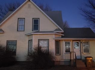 1706 A St, Aurora, NE 68818
