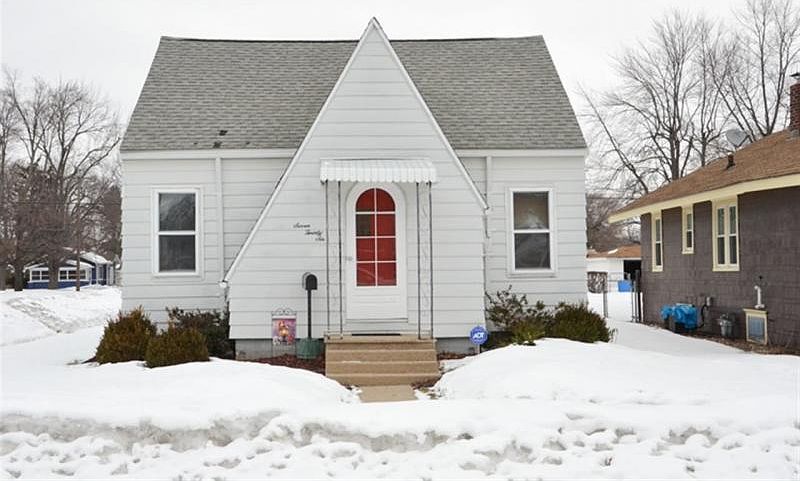 1st image of 726 W Battell St