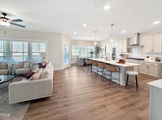 147 Charlotte Knoll St, Zebulon, NC 27597