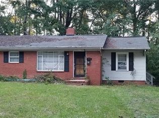 4543 Hershey St, Charlotte, NC 28213