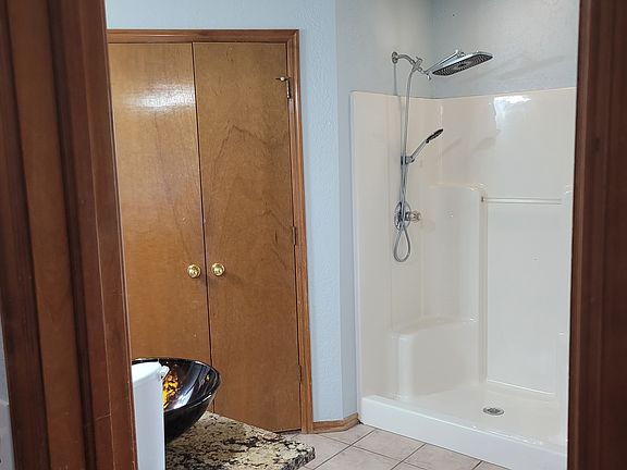 5th image of 14308 Sylena Way