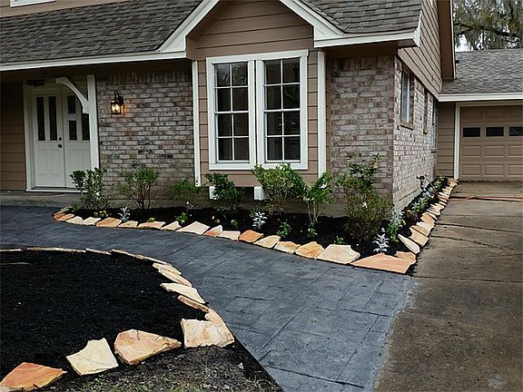 2nd image of 5435 Appleblossom Ln