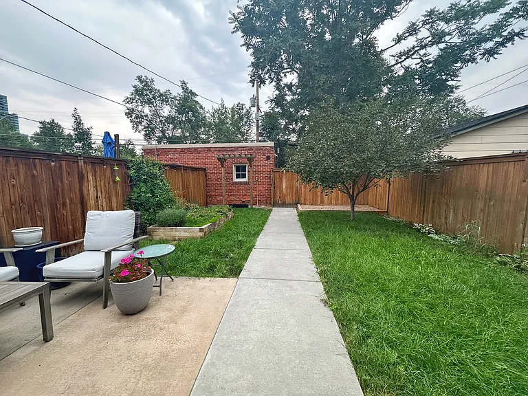 206 S Emerson St — Photo 22