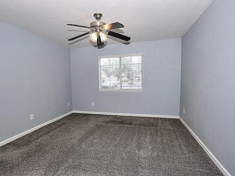 11150 Trinity River Dr — Photo 22