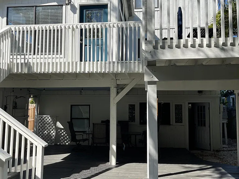 51 84th Ave — Photo 3