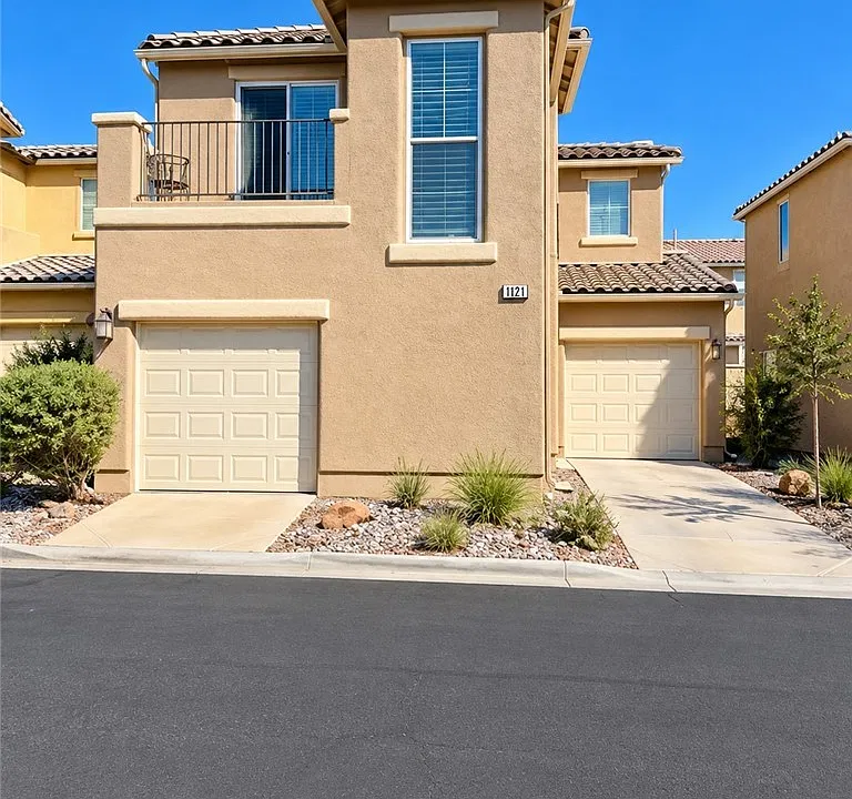 8432 Viansa Loma Ave