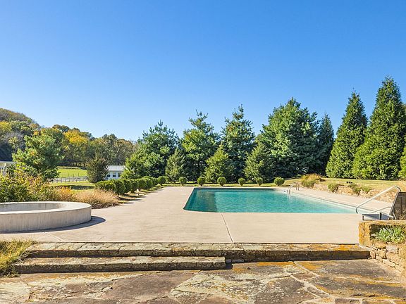 12th image of this home