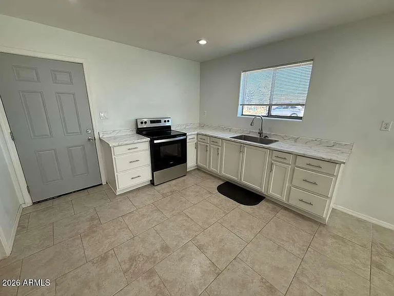 1134 E 23rd St — Photo 5