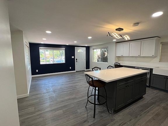 5th image of 214 E Park Ave #A