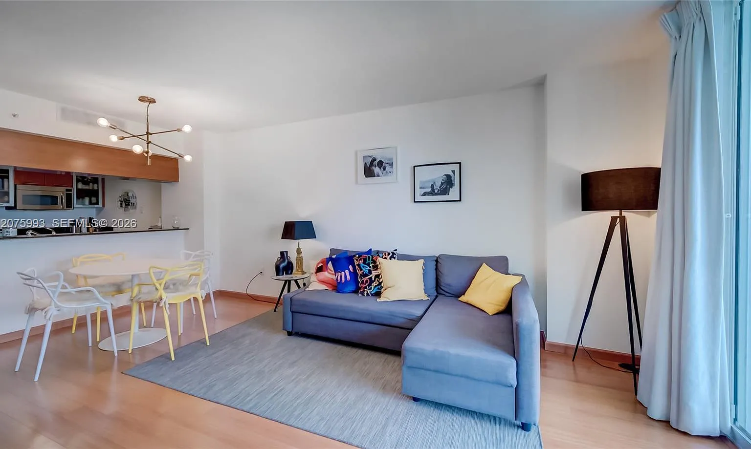 1800 Club Condo — Photo 4