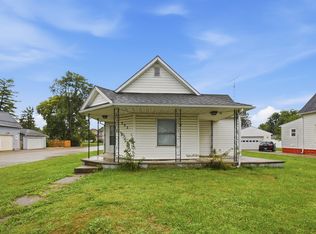 902 S North St, Washington Court House, OH 43160