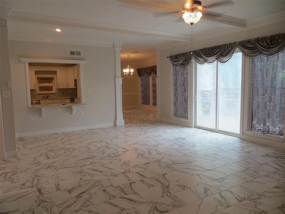 1st image of 15078 Kimberley Ct