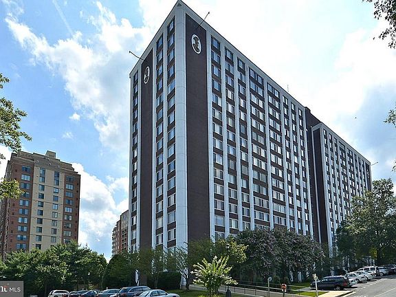 2nd image of 11801 Rockville Pike APT 404