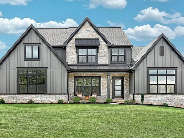 217 Dahlia Cir, Lebanon, PA 17042