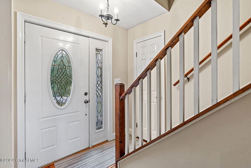 5th image of 4 Ponderosa Drive
