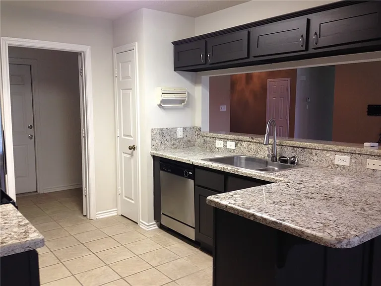 1200 Baywood Ct — Photo 10