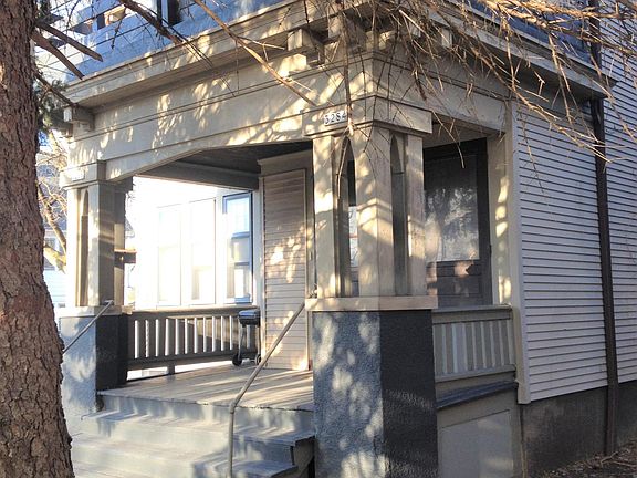4th image of 3286 N Oakland Ave