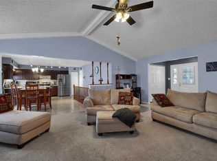 389 Misty Valley Dr, Saint Peters, MO