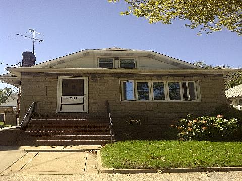 2nd image of 15920 101st St