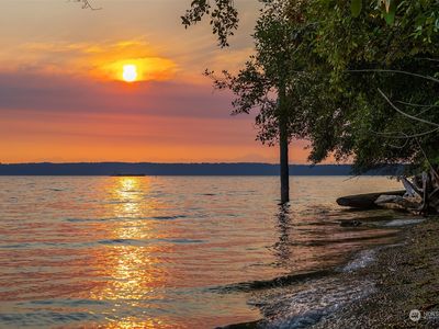 21223 Marine View Drive SW, Normandy Park, WA, 98166