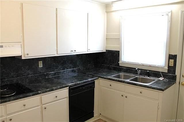 2nd image of 1006 E 6th Ave