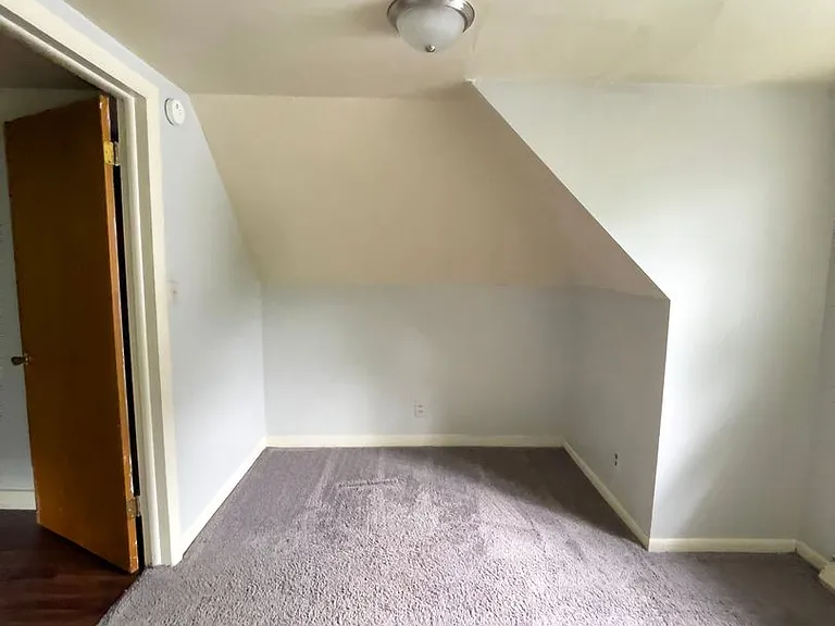 815 W University Ave — Photo 14