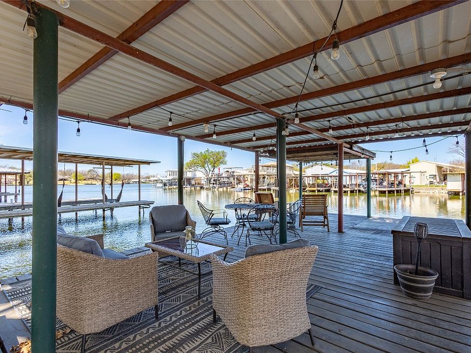 305 Brazos Harbor Dr, Granbury, TX 76048 MLS 20278771 Zillow