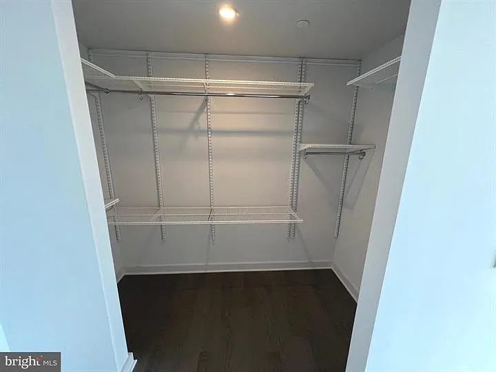70 N St SE #605 — Photo 14