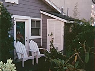 1910 1/2 Court St, Newport Beach, CA 92663